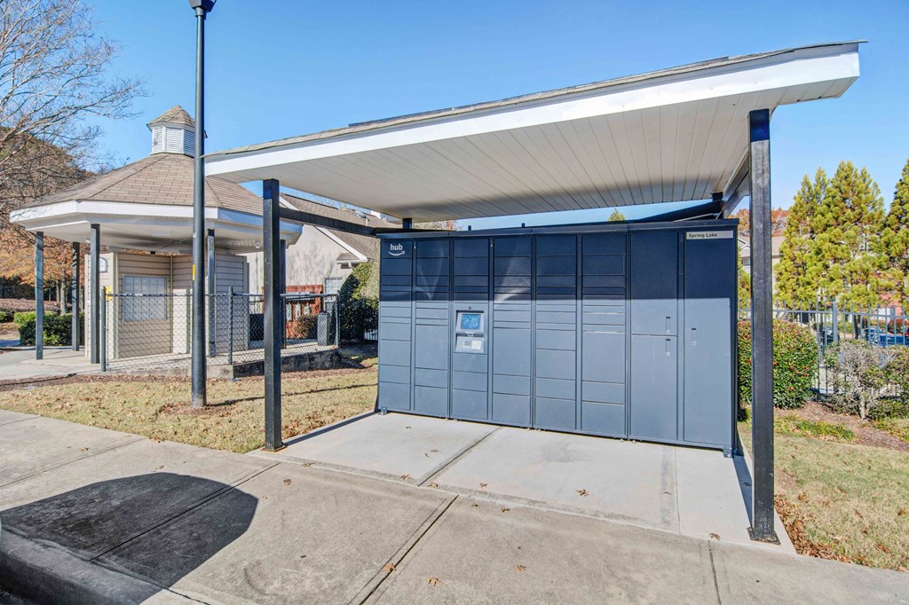 Ashford At Spring Lake Apartments, 6200 Bakers Ferry Rd, Atlanta, GA